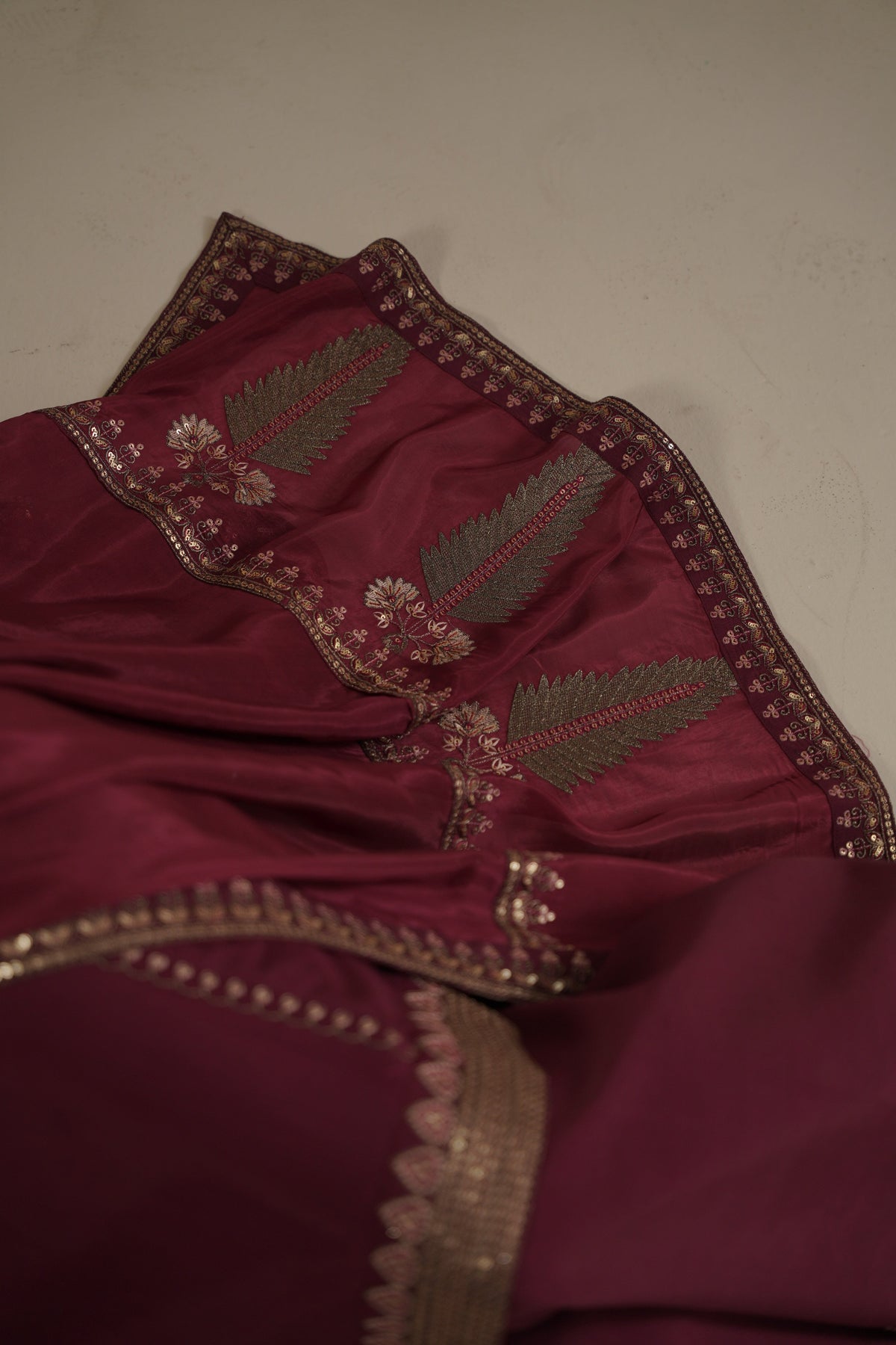 The Timeless Elegance of Raw Silk in Eastern Wear: Your Complete Guide