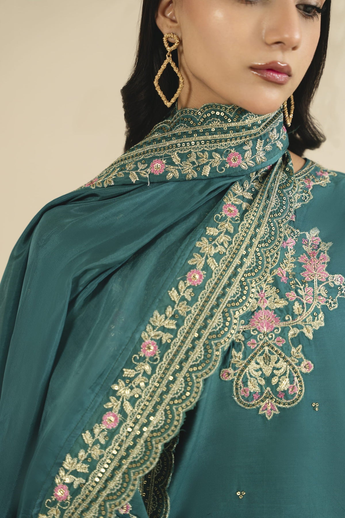 The Complete Buyer's Guide to Raw Silk Eastern Wear in Pakistan | FAHA